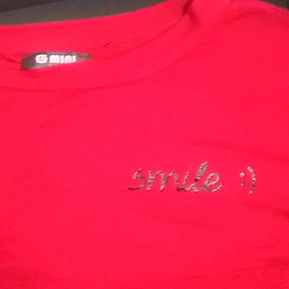 C-Mini red crop top - Picture 3 of 3